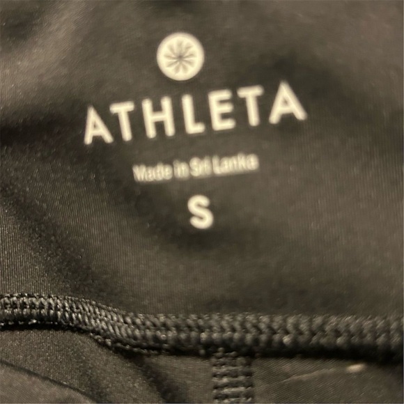 Athleta Women's Spectrum Sonar Reflective 7/8 Leggings Size S Black Activewear - Picture 11 of 12